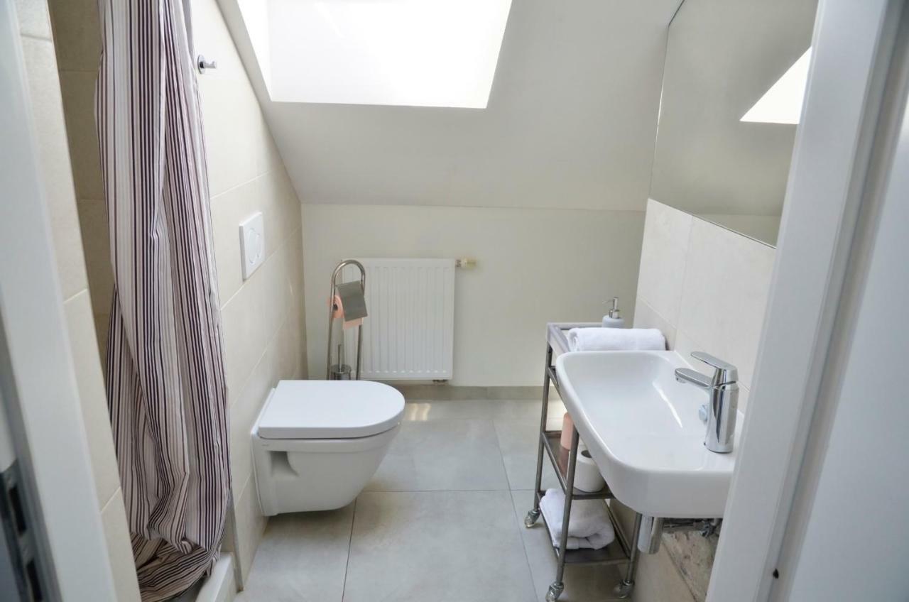 The Republic Garden Hostel Prague Ngoại thất bức ảnh